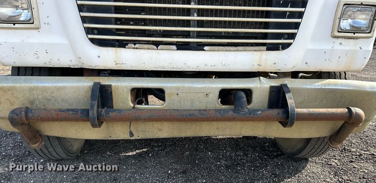 image for item NR9418 1991 Ford L8000  water truck