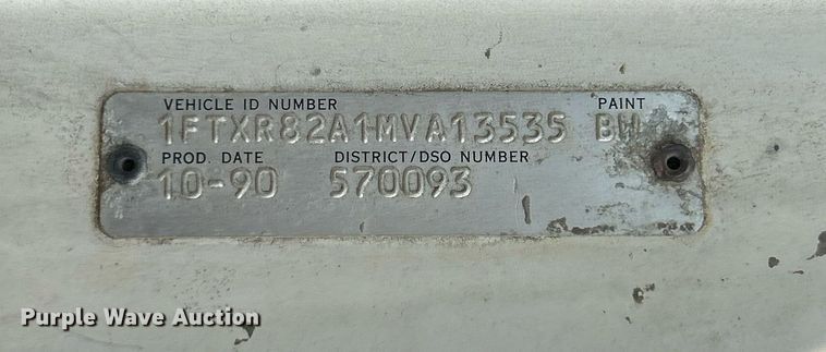 image for item NR9418 1991 Ford L8000  water truck