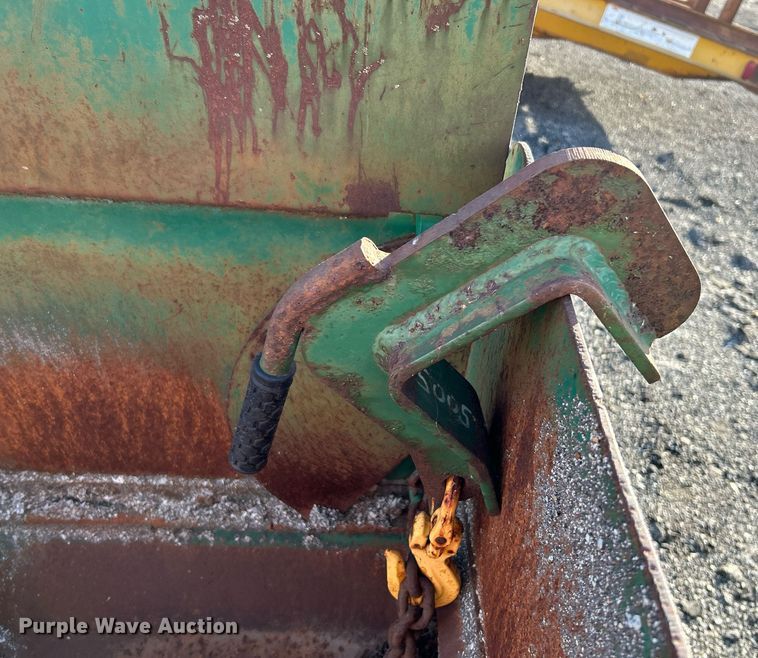 image for item NR9421 Layton Track Paver