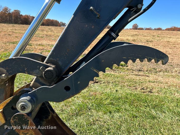 image for item NR9431 2015 John Deere 60G  mini excavator