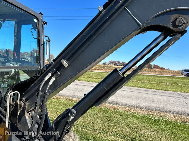 image for item NR9431 2015 John Deere 60G  mini excavator