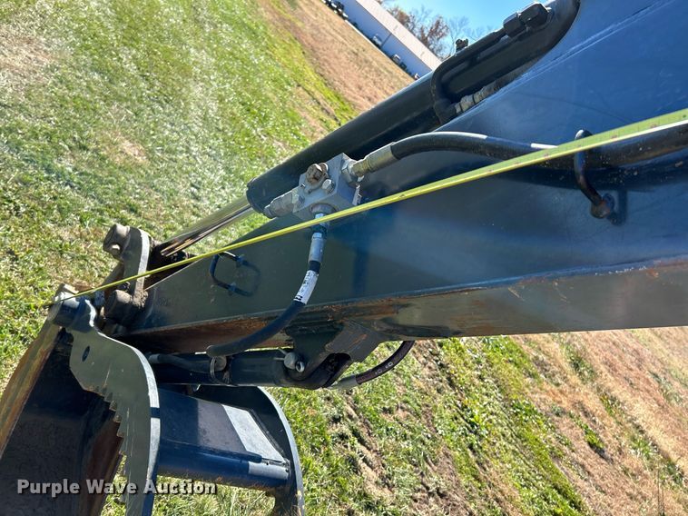 image for item NR9431 2015 John Deere 60G  mini excavator