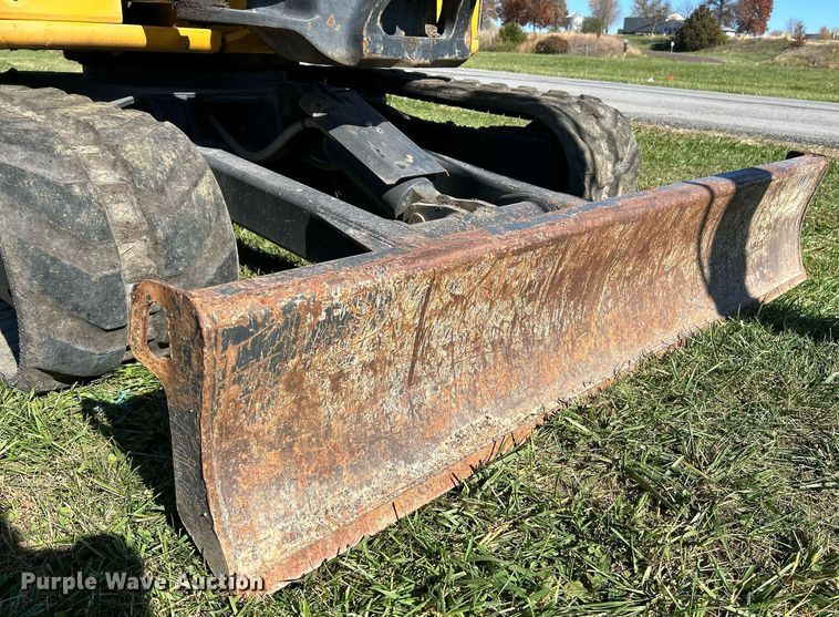 image for item NR9431 2015 John Deere 60G  mini excavator