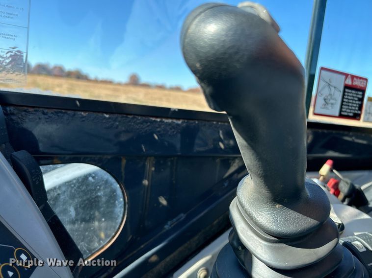 image for item NR9431 2015 John Deere 60G  mini excavator