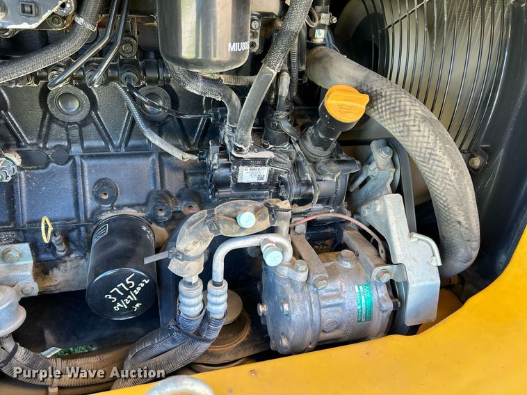 image for item NR9431 2015 John Deere 60G  mini excavator