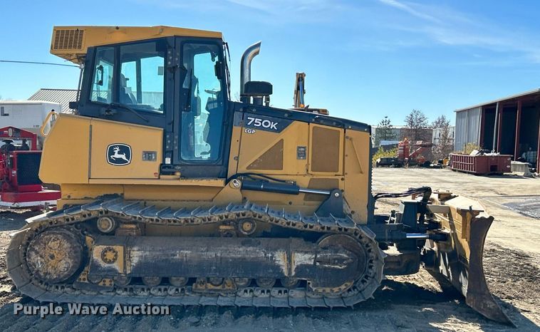 image for item NR9445 2013 John Deere 750K LGP  dozer