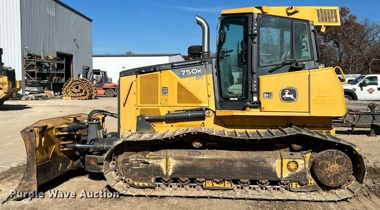 image for item NR9445 2013 John Deere 750K LGP  dozer