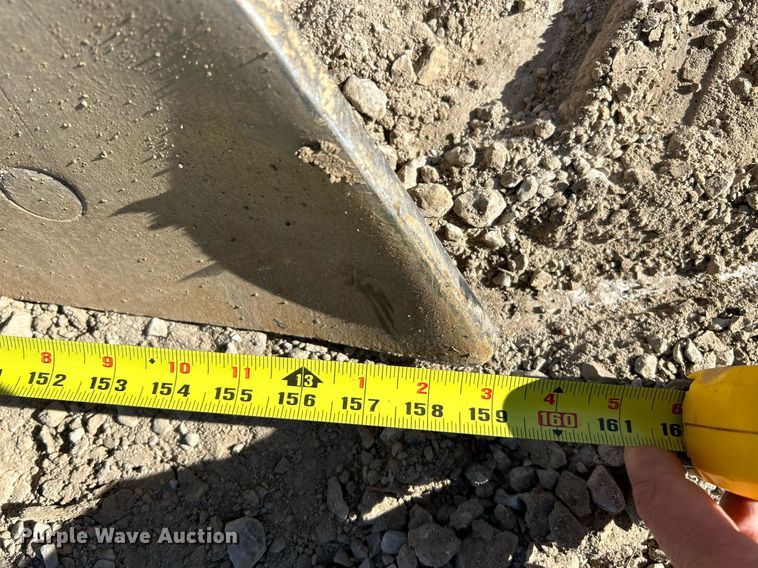 image for item NR9445 2013 John Deere 750K LGP  dozer