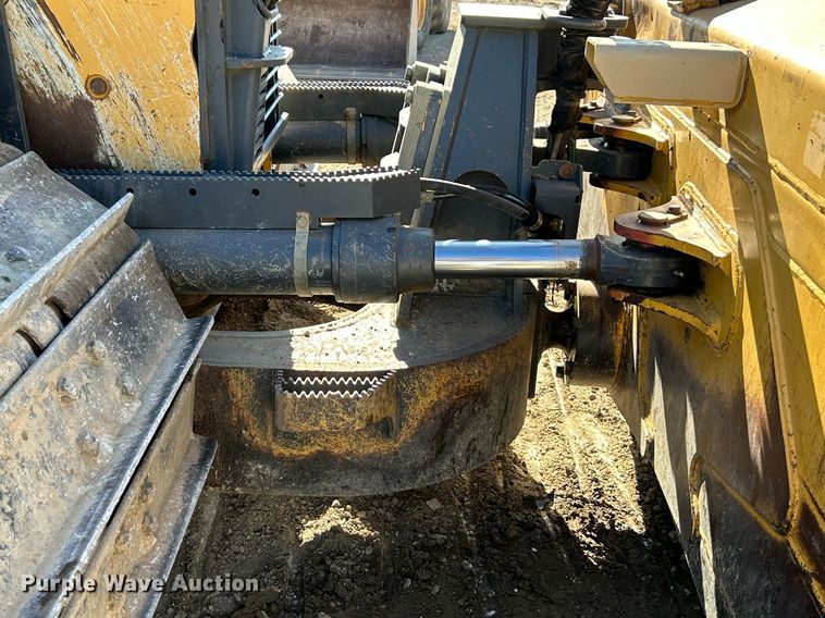 image for item NR9445 2013 John Deere 750K LGP  dozer