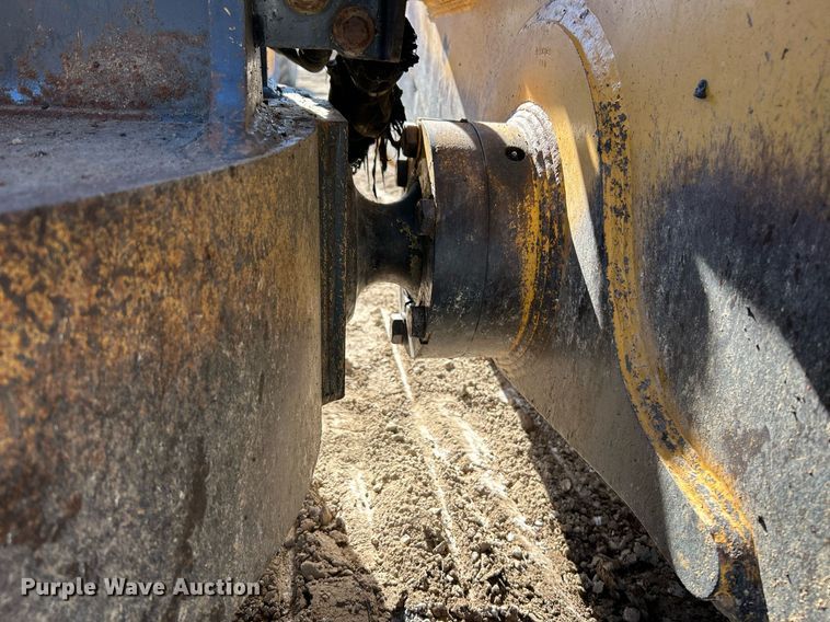 image for item NR9445 2013 John Deere 750K LGP  dozer