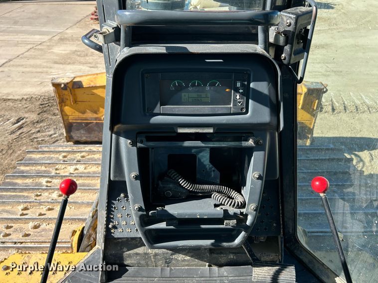 image for item NR9445 2013 John Deere 750K LGP  dozer