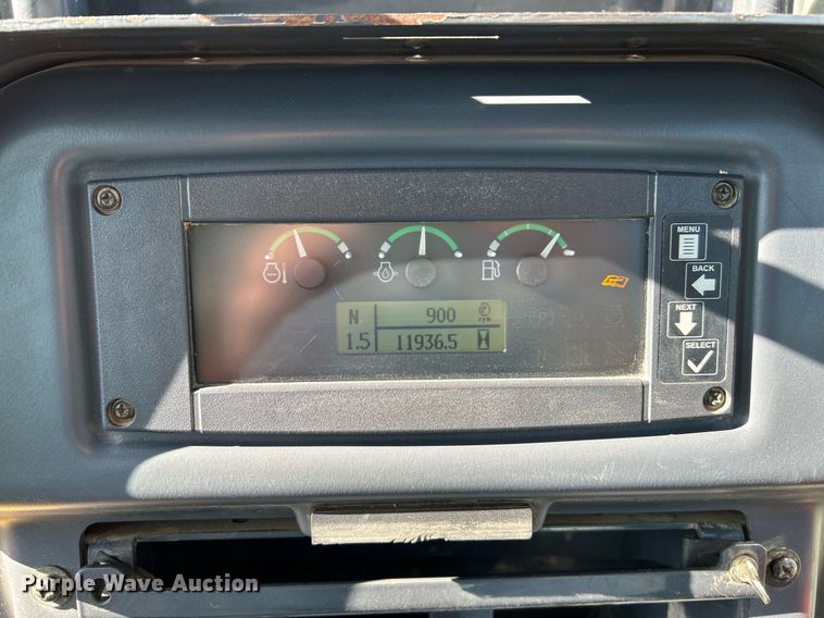 image for item NR9445 2013 John Deere 750K LGP  dozer