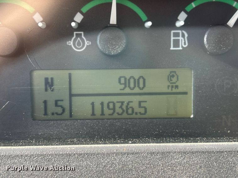 image for item NR9445 2013 John Deere 750K LGP  dozer