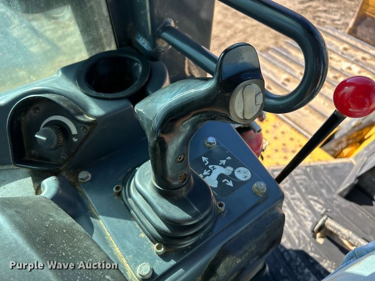 image for item NR9445 2013 John Deere 750K LGP  dozer