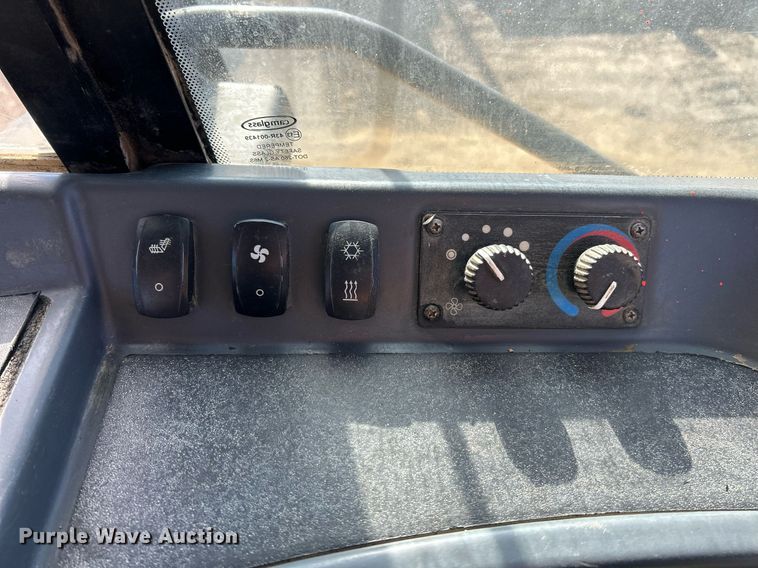 image for item NR9445 2013 John Deere 750K LGP  dozer