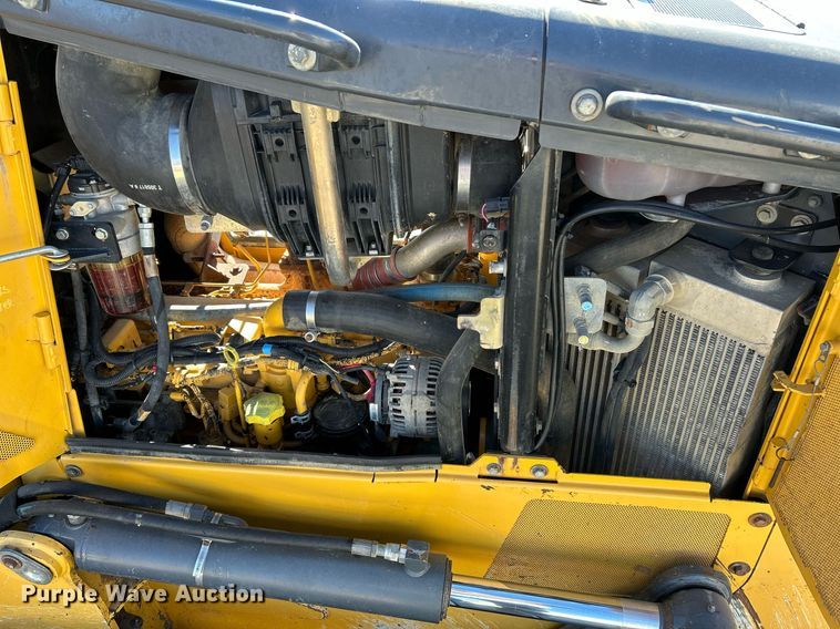 image for item NR9445 2013 John Deere 750K LGP  dozer