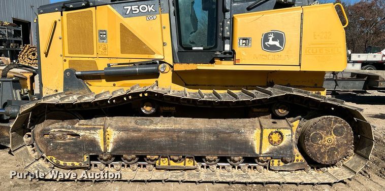 image for item NR9445 2013 John Deere 750K LGP  dozer