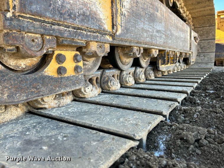 image for item NR9445 2013 John Deere 750K LGP  dozer