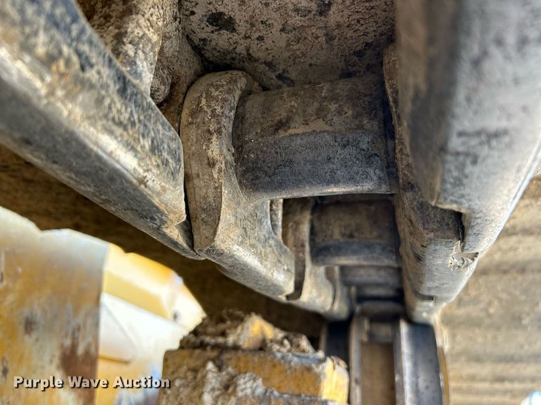 image for item NR9445 2013 John Deere 750K LGP  dozer