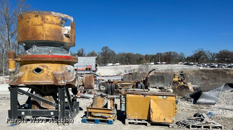 image for item NR9446 Allis Chalmers H-6000 hydrocone crusher