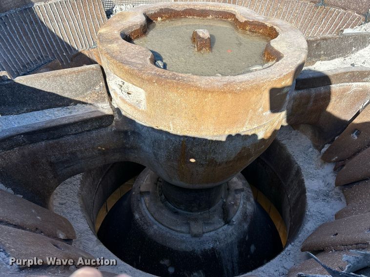 image for item NR9446 Allis Chalmers H-6000 hydrocone crusher