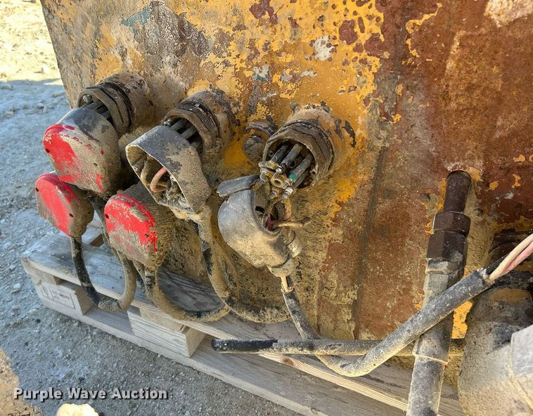 image for item NR9446 Allis Chalmers H-6000 hydrocone crusher