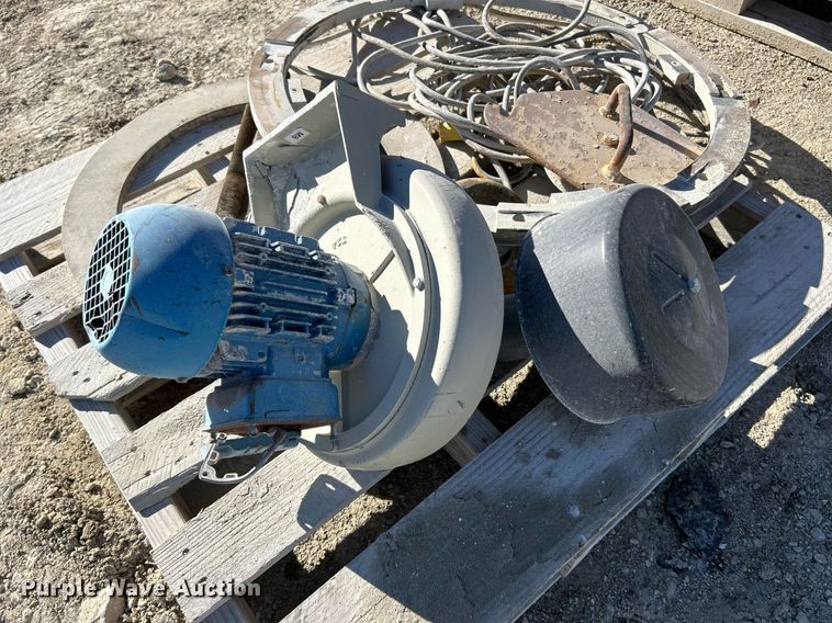 image for item NR9446 Allis Chalmers H-6000 hydrocone crusher
