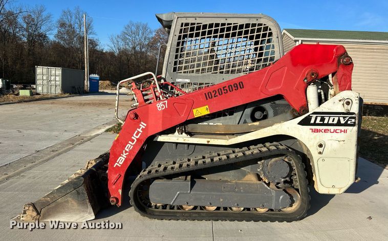 image for item NR9450 2017 Takeuchi TL10V-2  tracked skid steer loader