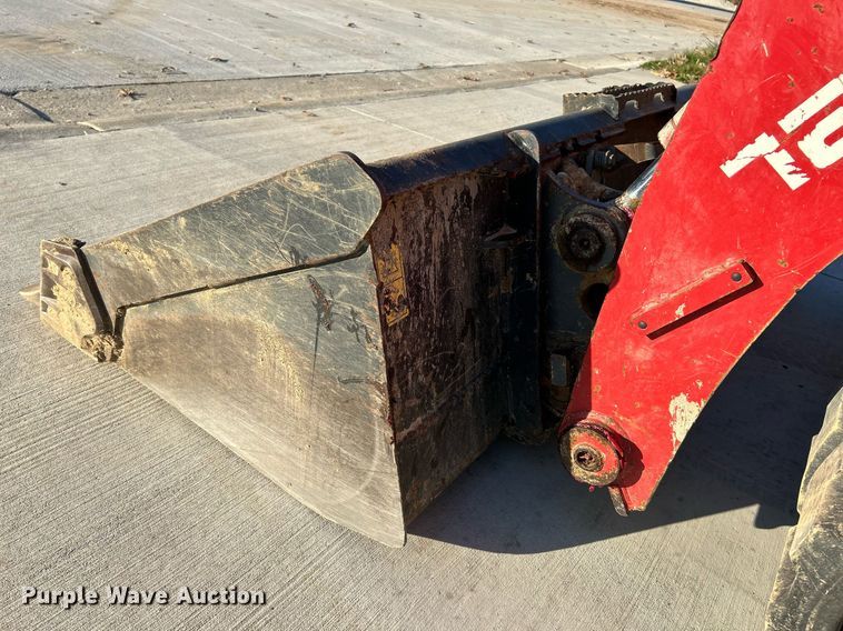 image for item NR9450 2017 Takeuchi TL10V-2  tracked skid steer loader