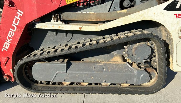 image for item NR9450 2017 Takeuchi TL10V-2  tracked skid steer loader