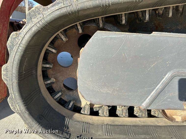 image for item NR9450 2017 Takeuchi TL10V-2  tracked skid steer loader