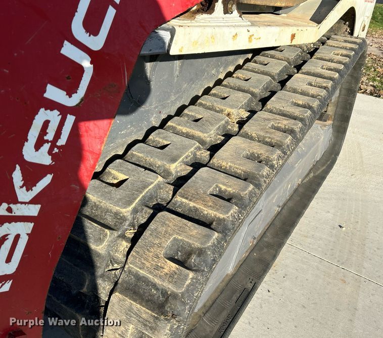image for item NR9450 2017 Takeuchi TL10V-2  tracked skid steer loader