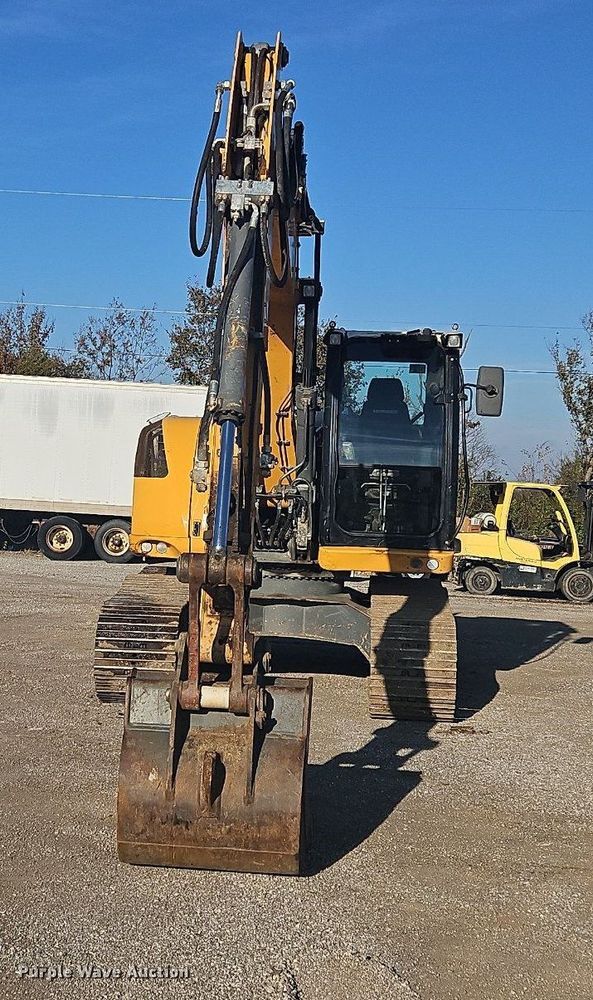 image for item NZ9047 2018 Liebherr R 914 Compact Litronic  excavator