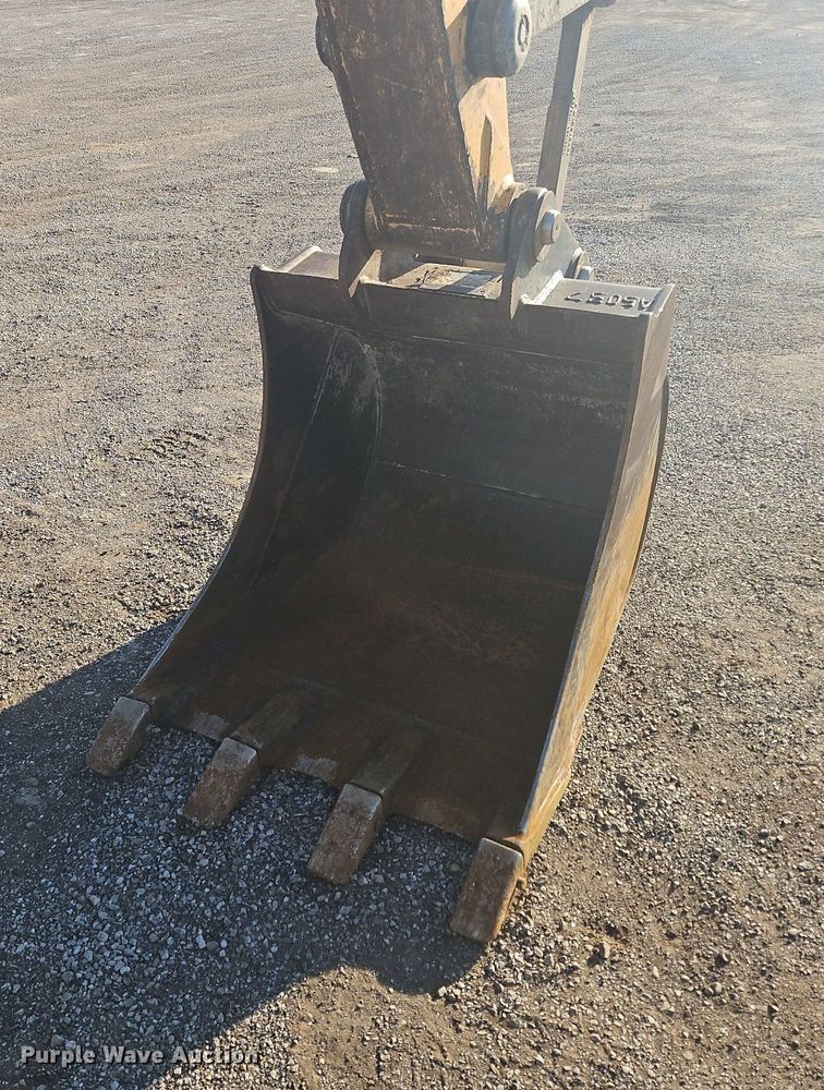 image for item NZ9047 2018 Liebherr R 914 Compact Litronic  excavator