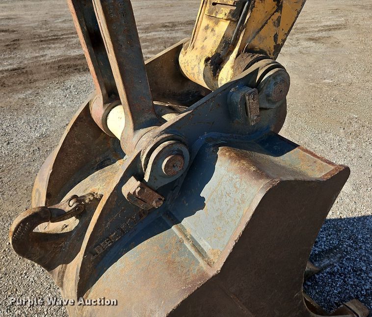 image for item NZ9047 2018 Liebherr R 914 Compact Litronic  excavator