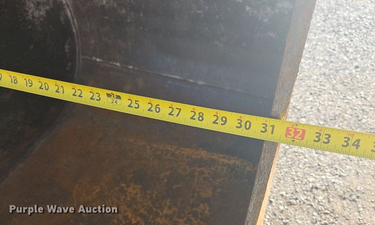 image for item NZ9047 2018 Liebherr R 914 Compact Litronic  excavator