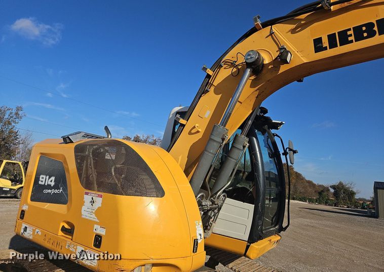 image for item NZ9047 2018 Liebherr R 914 Compact Litronic  excavator