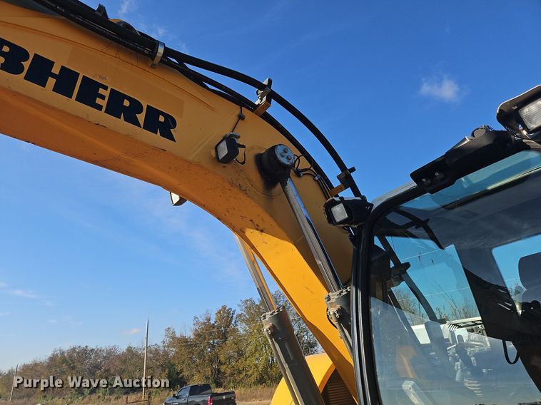 image for item NZ9047 2018 Liebherr R 914 Compact Litronic  excavator