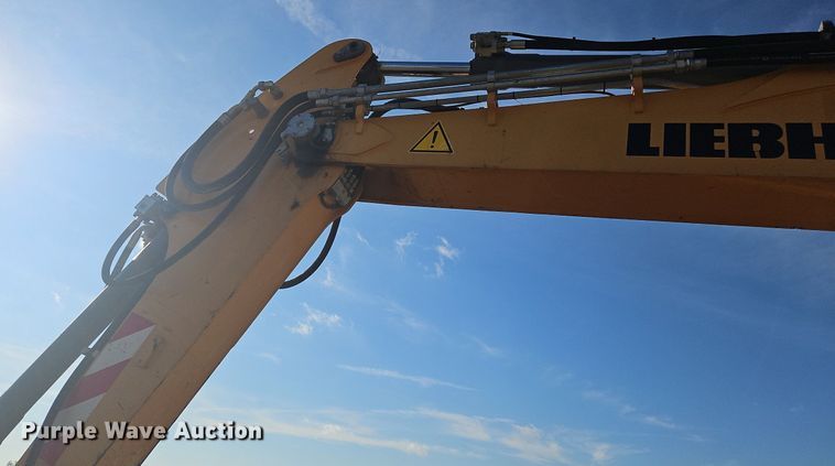 image for item NZ9047 2018 Liebherr R 914 Compact Litronic  excavator