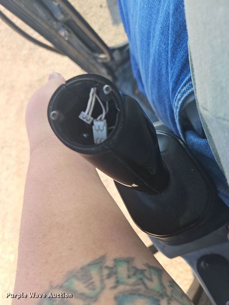 image for item NZ9047 2018 Liebherr R 914 Compact Litronic  excavator