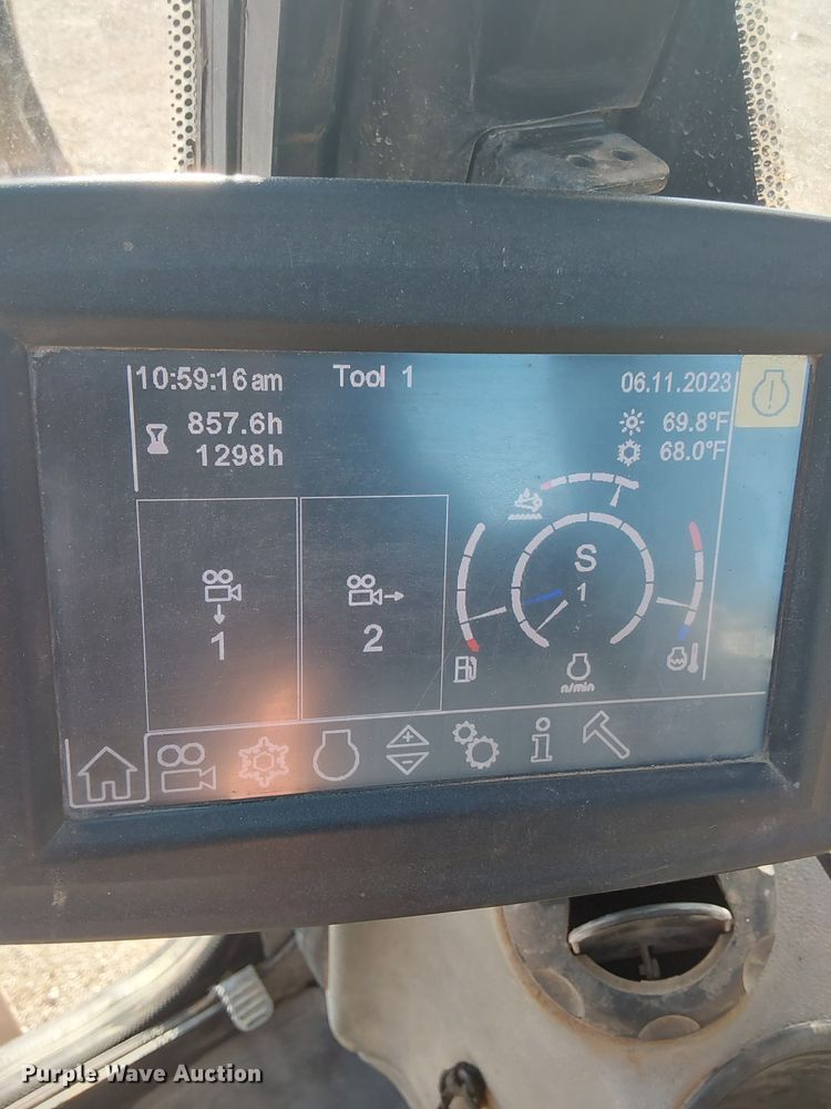 image for item NZ9047 2018 Liebherr R 914 Compact Litronic  excavator