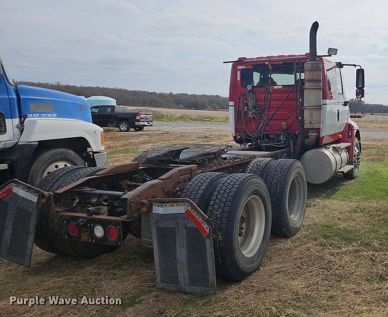 image for item NZ9048 2009 International TranStar 8500  semi truck