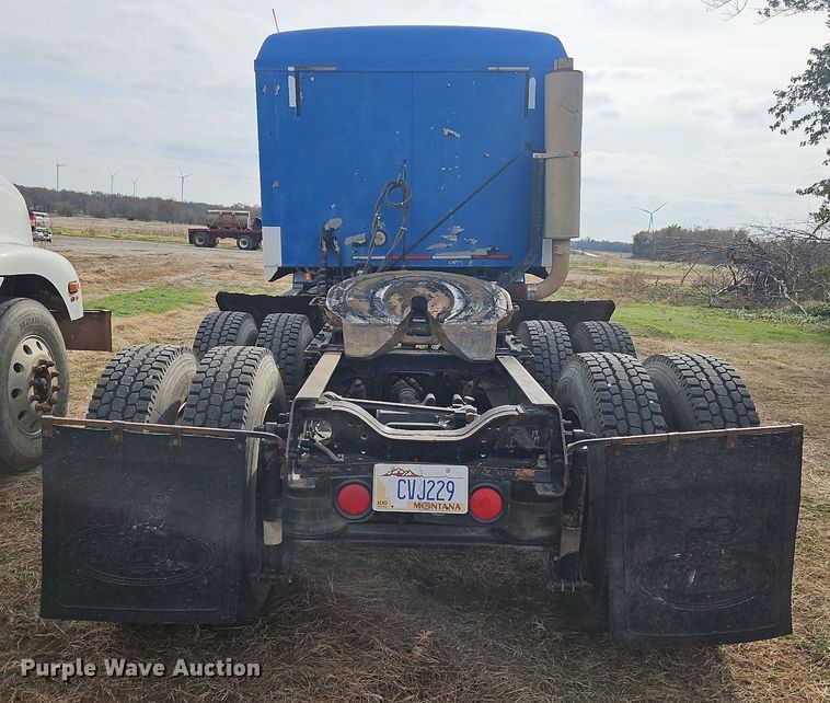 image for item NZ9049 1998 Mack CH613  semi truck