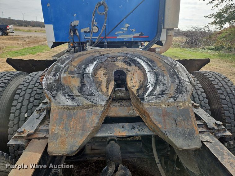image for item NZ9049 1998 Mack CH613  semi truck