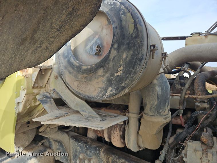 image for item NZ9051 1995 Ford L9000  ready mix truck