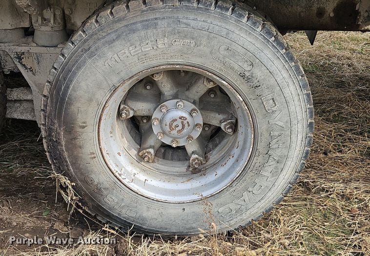 image for item NZ9051 1995 Ford L9000  ready mix truck