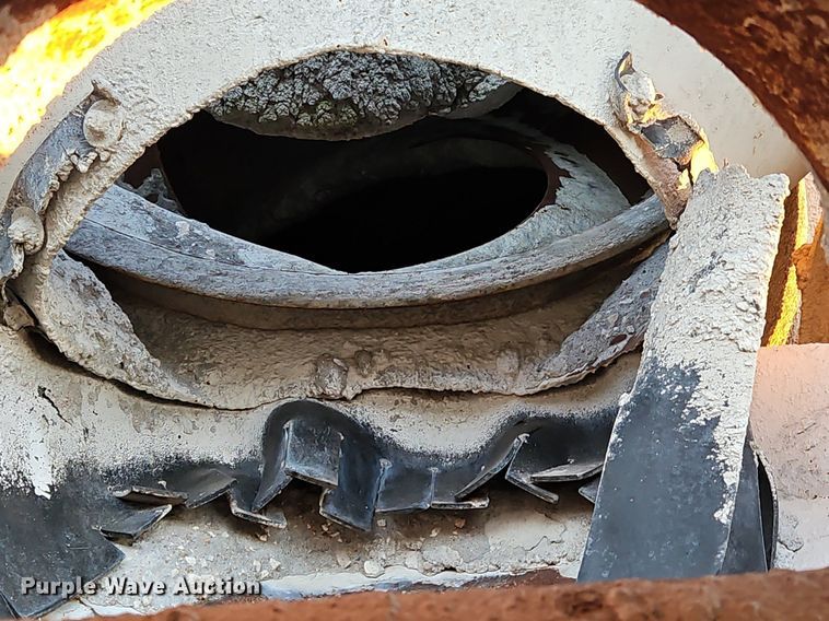 image for item NZ9053 1995 Ford L9000  ready mix truck