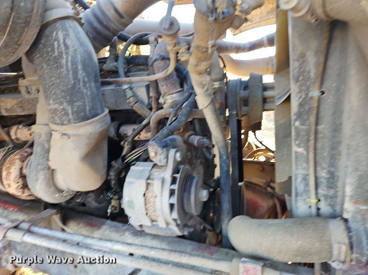 image for item NZ9053 1995 Ford L9000  ready mix truck