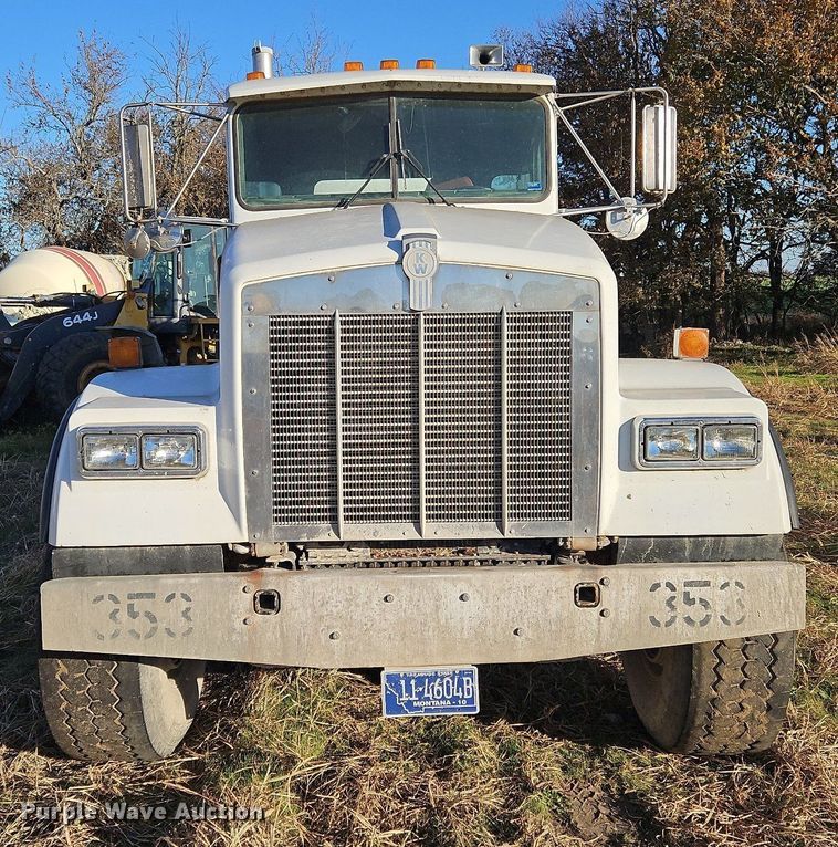 image for item NZ9054 (2) Kenworth trucks
