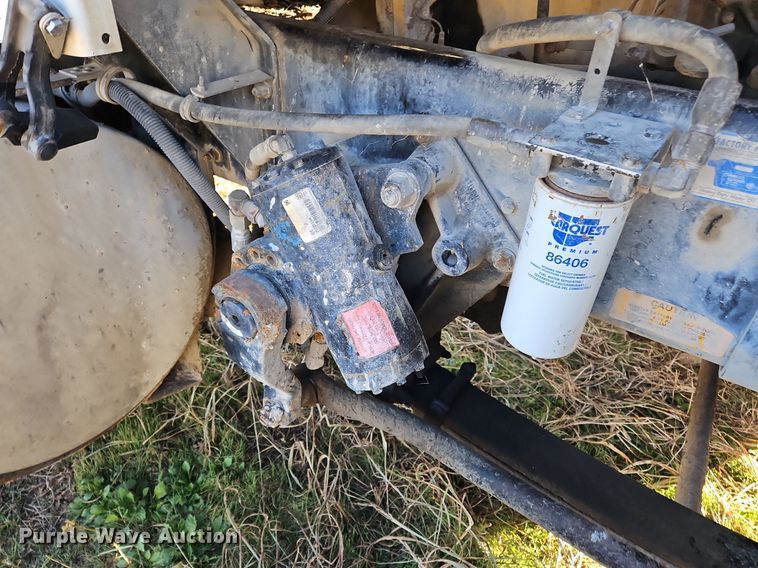 image for item NZ9054 (2) Kenworth trucks